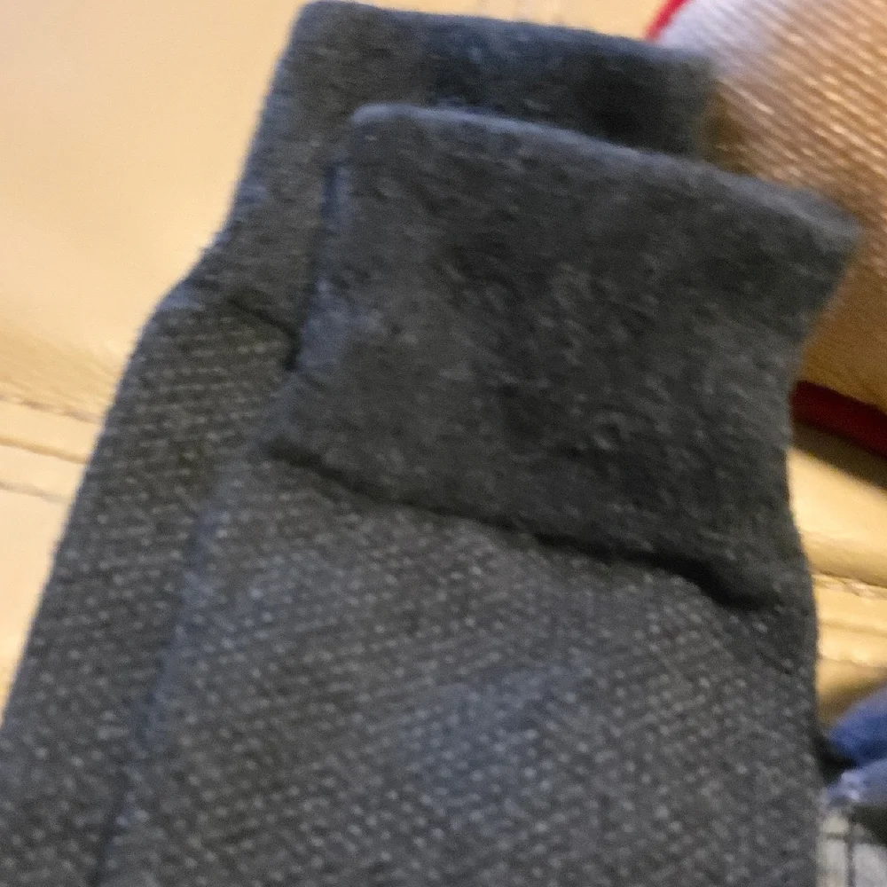 Men's Assorted Gray Socks Set - Picture 4 of 9